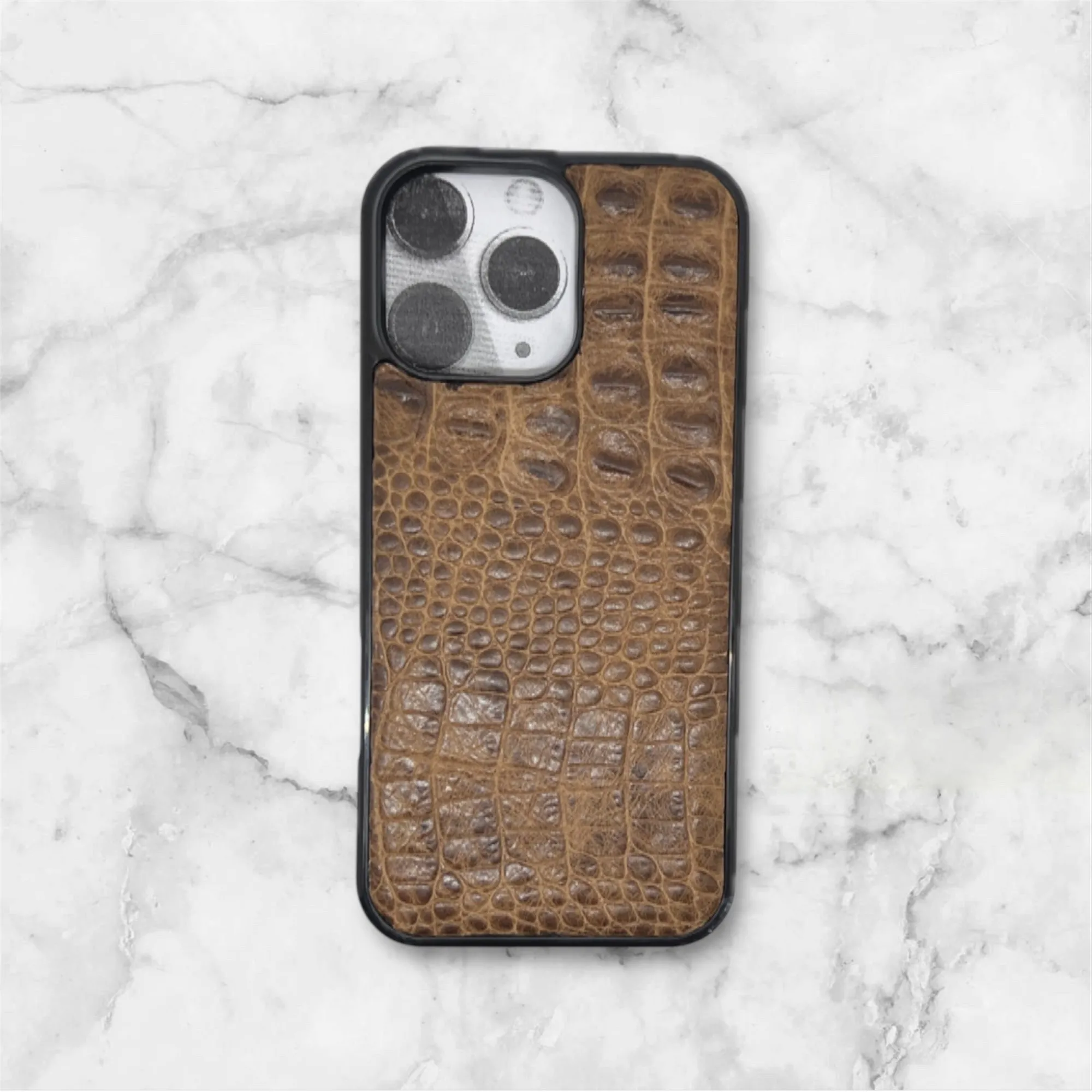 قاب چرم طبیعی آیفون iphone 16promax
